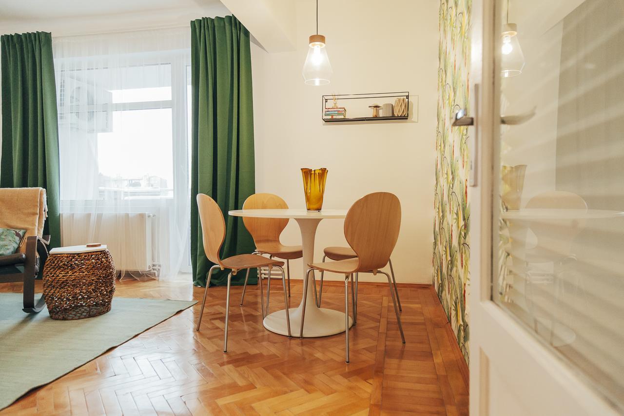 Old Town View Apartment Бухарест Екстер'єр фото