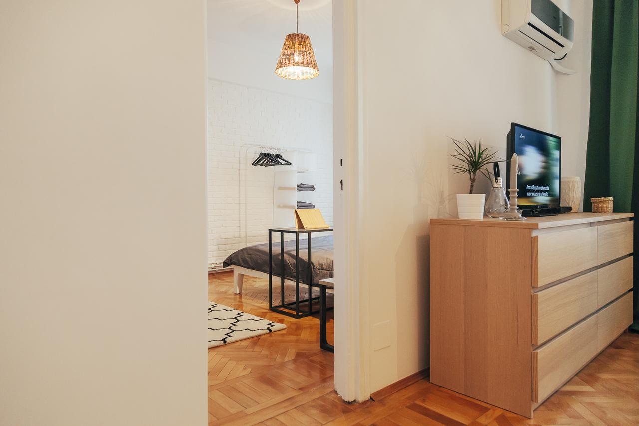 Old Town View Apartment Бухарест Екстер'єр фото