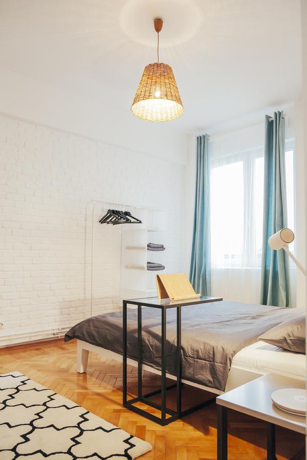 Old Town View Apartment Бухарест Екстер'єр фото